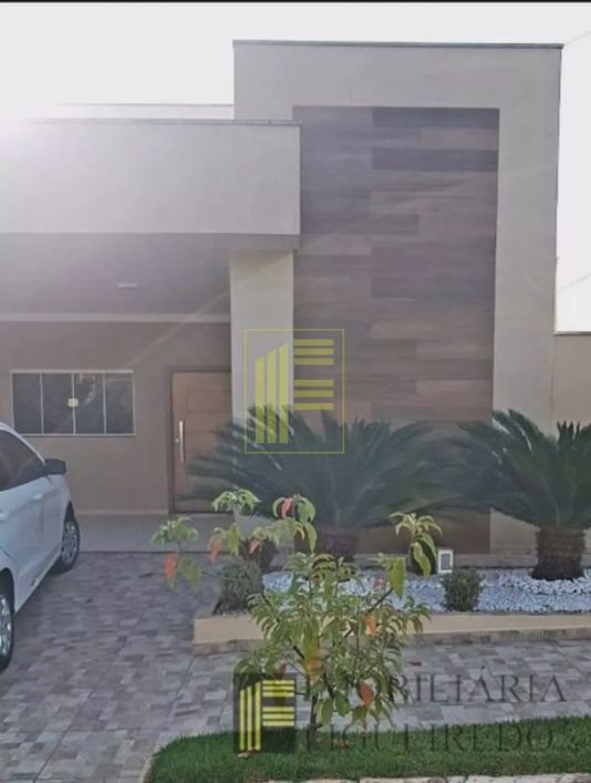 Casa em condomínio para venda possui 220 metros quadrados com 3 quartos