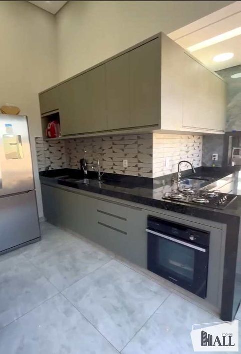 Casa com 3 dorms, Residencial Ary Attab, São José do Rio Preto - R$ 700 mil, Cod: 14262