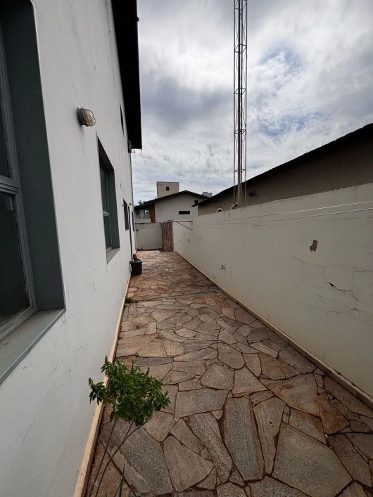Casa Jardim Redentor. Com 4 Domitórios.