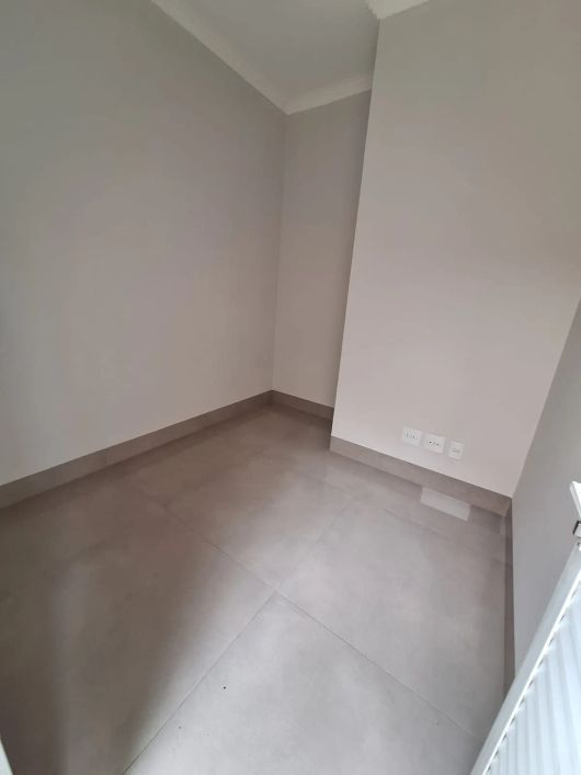 Imóvel para venda com 250 metros quadrados com 3 quartos
