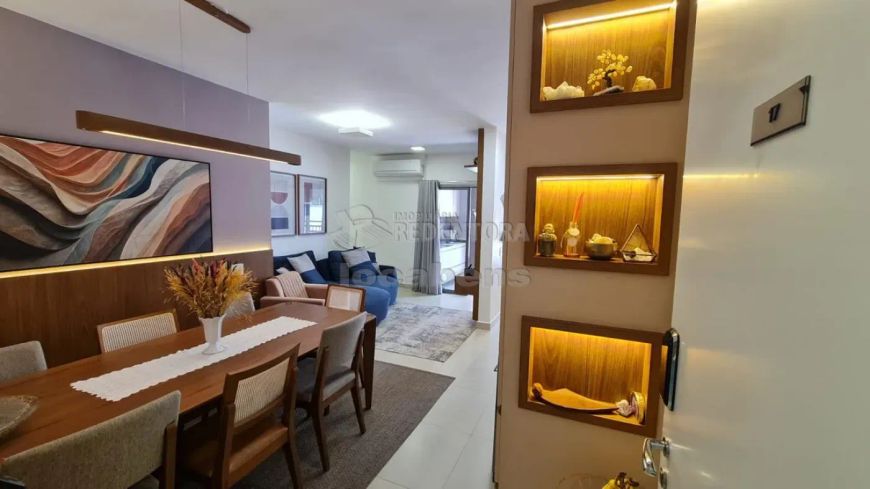 Apartamento no Bom Jardim 3 dormitórios, 02 vagas de garagem.