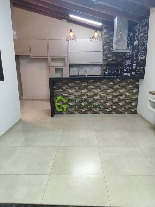 Casa 3 Dormitórios Jd Universo