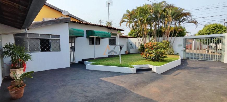 Casa de 5 quartos 4 banheiros 2 vagas à venda na Vila Elmaz - São José do Rio Preto, SP