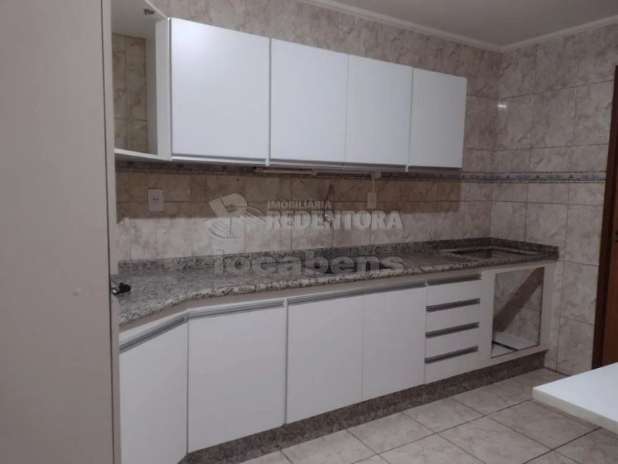 Apartamento com 03 dormitórios Zona Sul à Venda
