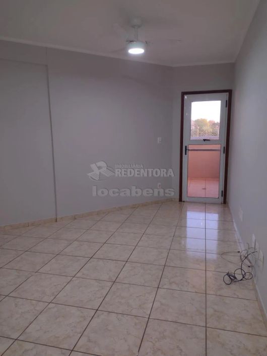 Apartamento com 03 dormitórios Zona Sul à Venda