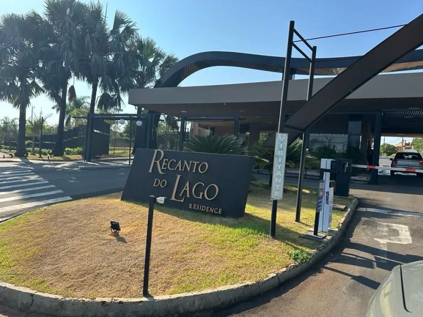Casa com 3 dormitórios à venda, 250 m² por R$ 1.050.000,00 - Loteamento Recanto do Lago - São José d