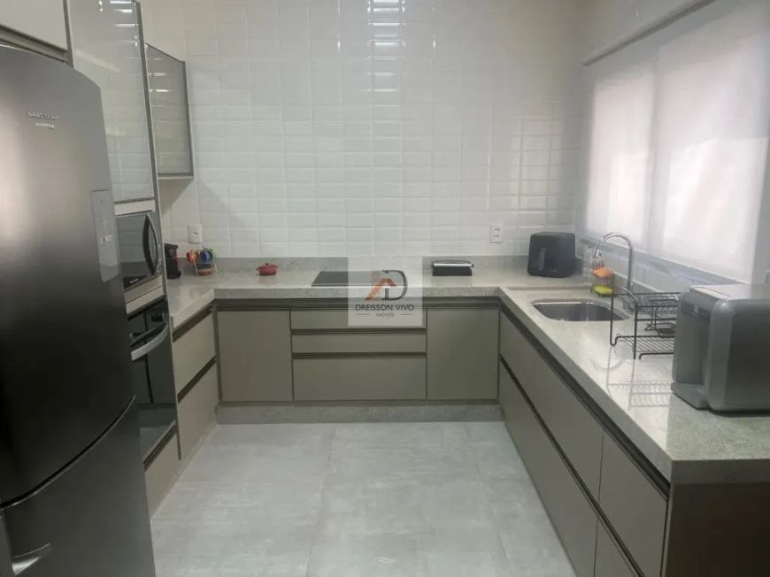 Casa à Venda em Condomínio Village Damha III, São José do Rio Preto - SP