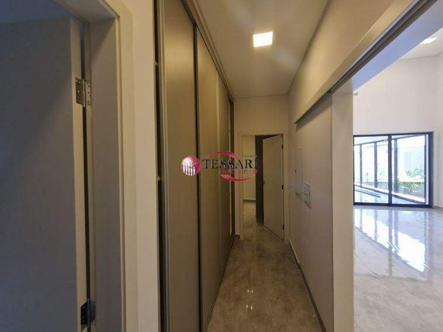 Casa no condomínio Recanto do Lago com 1 suíte master com closet e 2 dormitórios tipo apartamento