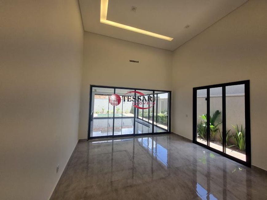 Casa no condomínio Recanto do Lago com 1 suíte master com closet e 2 dormitórios tipo apartamento