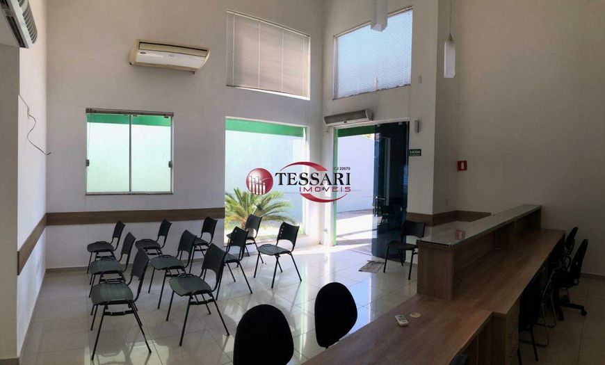 Vende se - Salão Comercial , pé direito alto, face sombra, Recepção com pé direito alto Centro (Enge