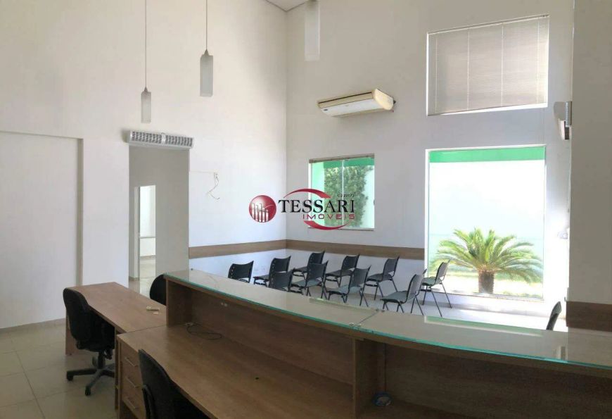 Vende se - Salão Comercial , pé direito alto, face sombra, Recepção com pé direito alto Centro (Enge