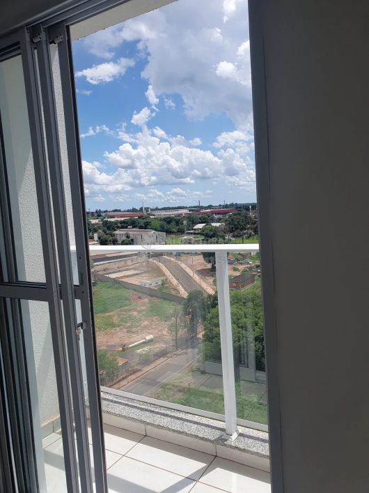 Residencial Giulia Apartamento com 02 Dormitórios, 01 vaga de garagem.