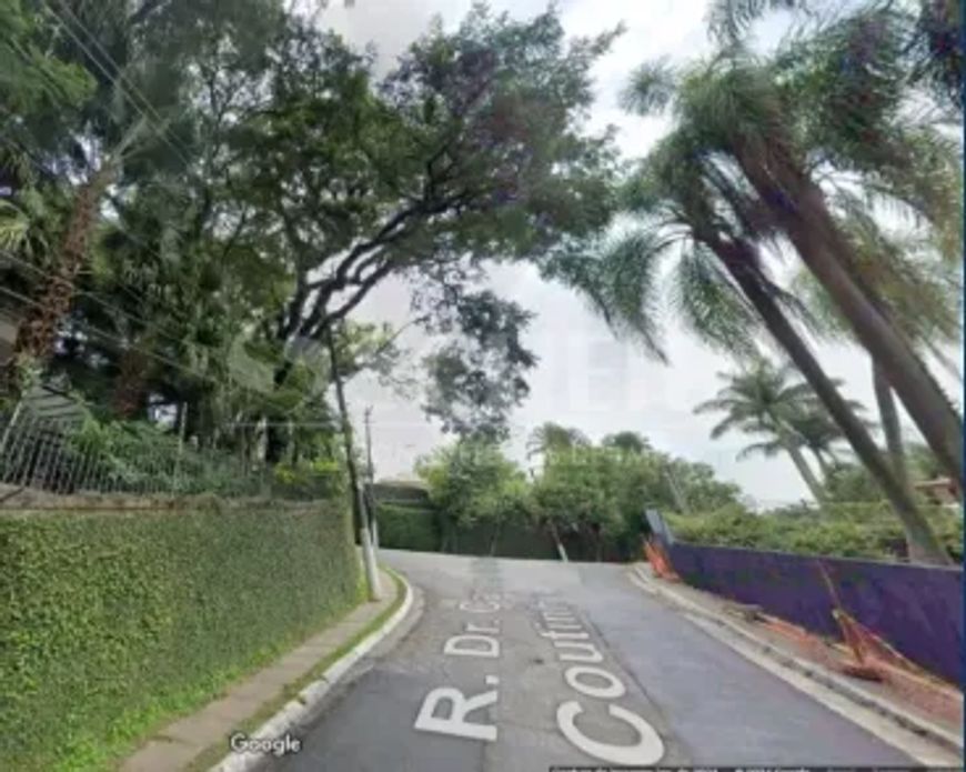 Sobrado à venda no Condomínio Casas da Fazenda no Morumbi em São Paulo - SP