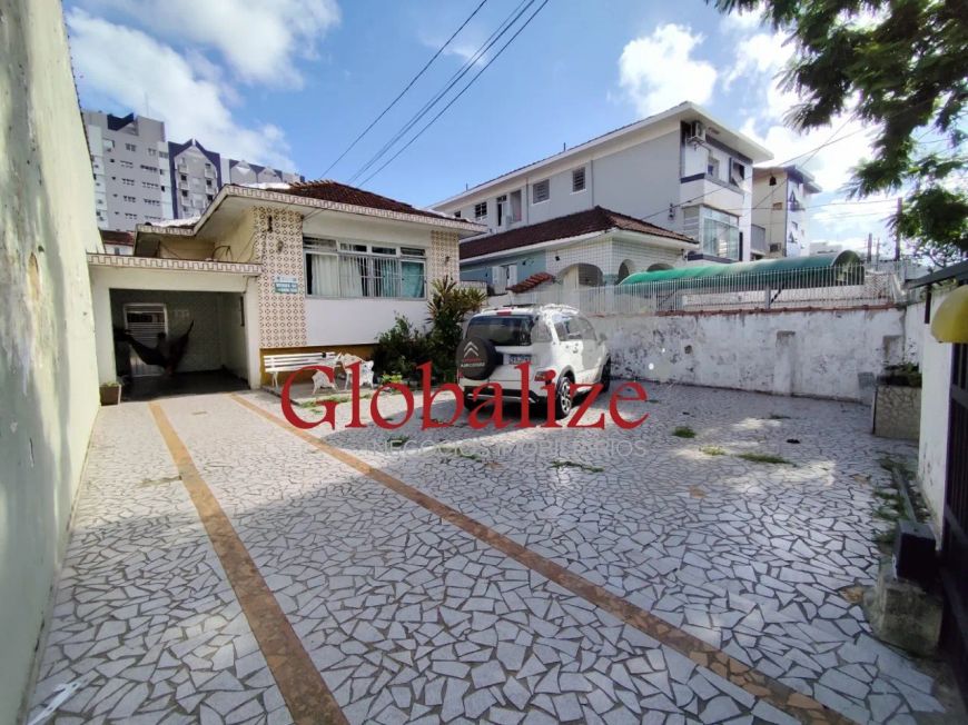 Casa, 3 Dormitórios, 2 sala 1 Área de serviço, 2 Banheiros, 6 vagas de Garagem - Vila Belmiro R$ 2.0
