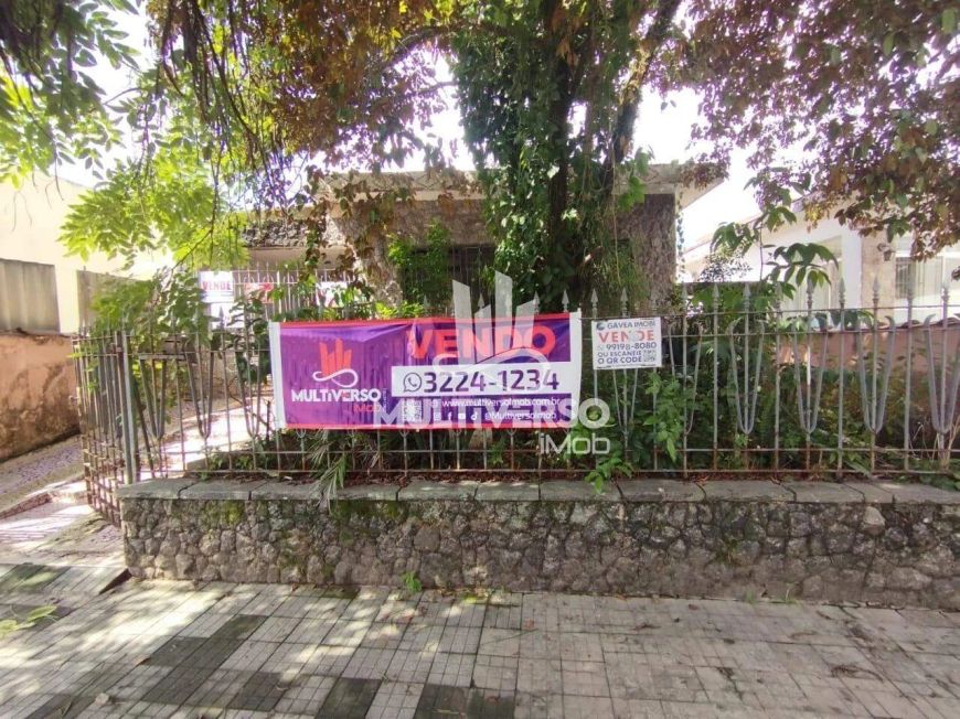 Terreno à venda, no bairro Vila Belmiro em Santos