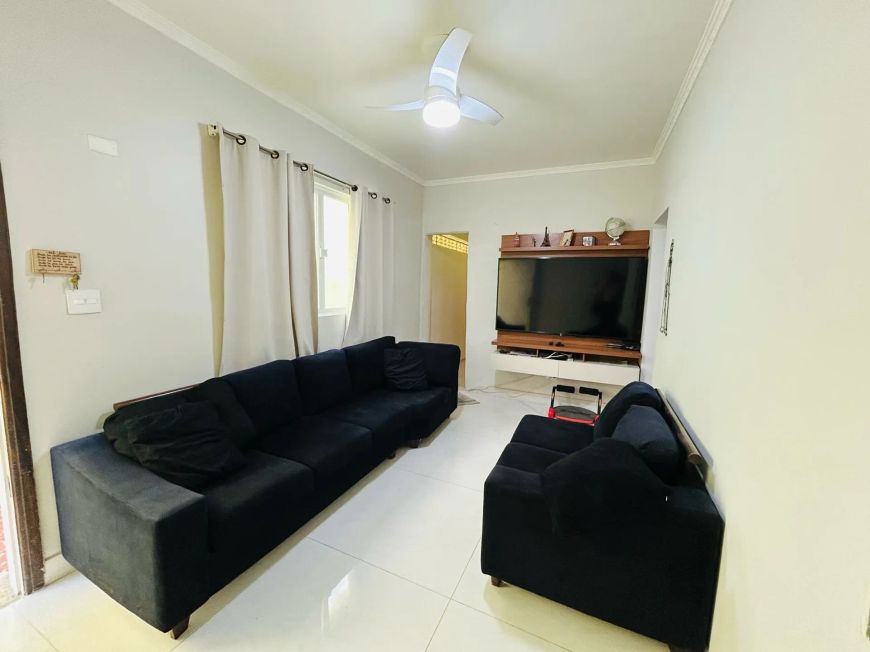Apartamento terreo 3 dormitorios com garagem fechada em Santos sp
