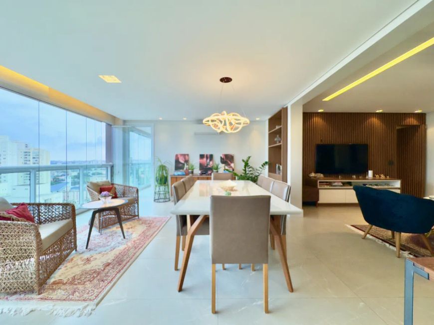 Apartamento tipo para venda com 3 quartos, sendo 3 suítes, 165m²