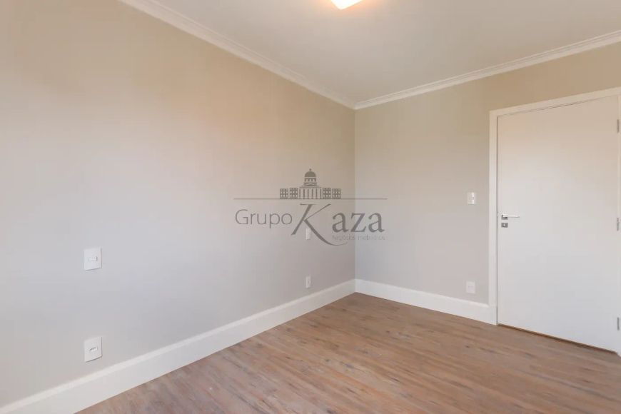 Apartamento - Perdizes - 3 Dormitórios - 248,62m².