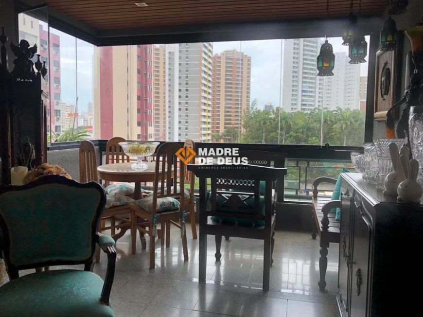 EXCELENTE APARTAMENTO - VENTILAÇÃO SENSACIONAL