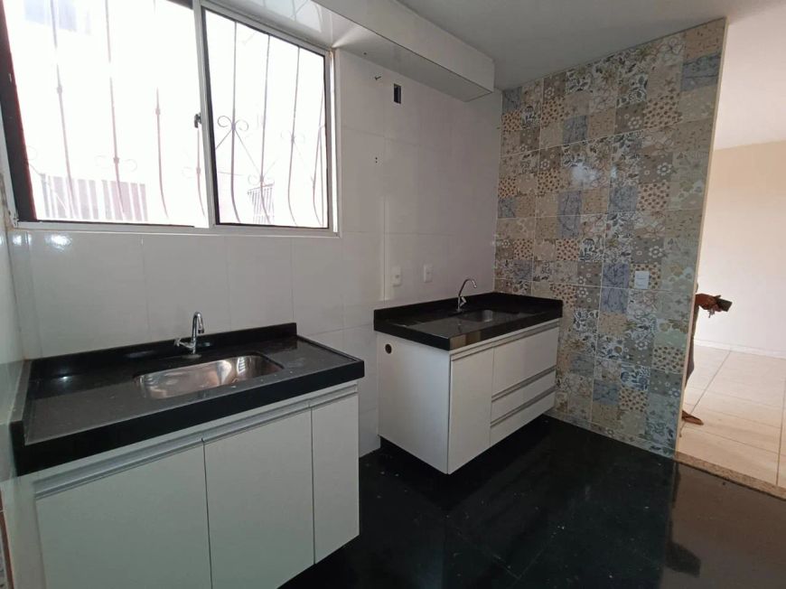 Lindo apartamento em excelente localização, 2 quartos, sala 2 ambientes, bairro Citrolândia/Betim