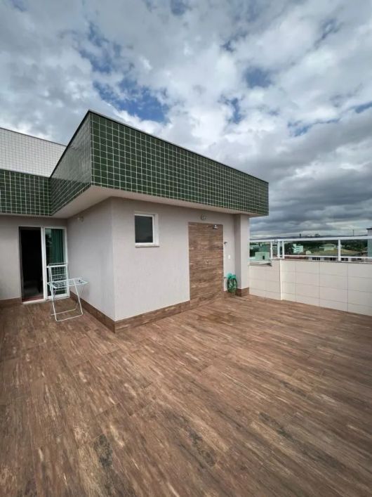 Cobertura para Venda em Betim, Espírito Santo, 4 dormitórios, 2 suítes, 1 banheiro, 2 vagas