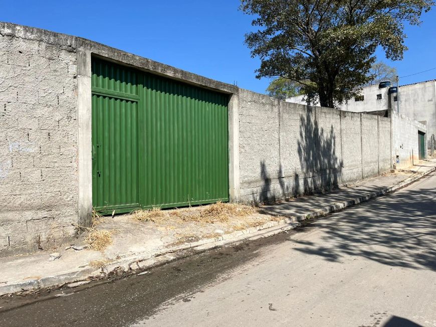 Imóvel para venda com 400 metros quadrados em Petrovale - Betim - MG