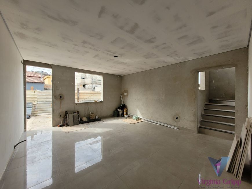 Casa geminada com duas suítes - Nossa Senhora de Fátima