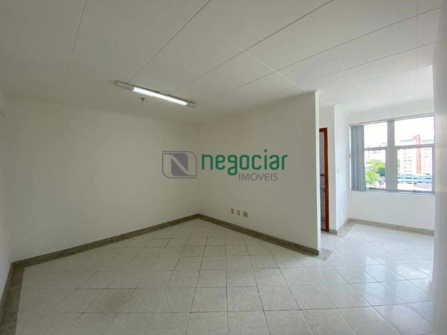 Sala com 02 vagas de Garagem