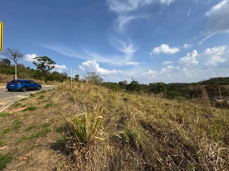 Terreno Industrial c/5.794 m2 no Parque Industrial em Betim - MG