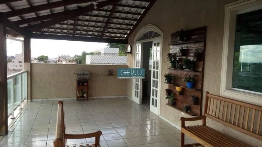 Casa a venda em Betim, Paulo Camilo