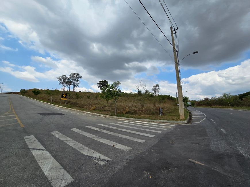 Terreno Industrial c/ 5772 m2 no Parque Industrial em Betim - MG