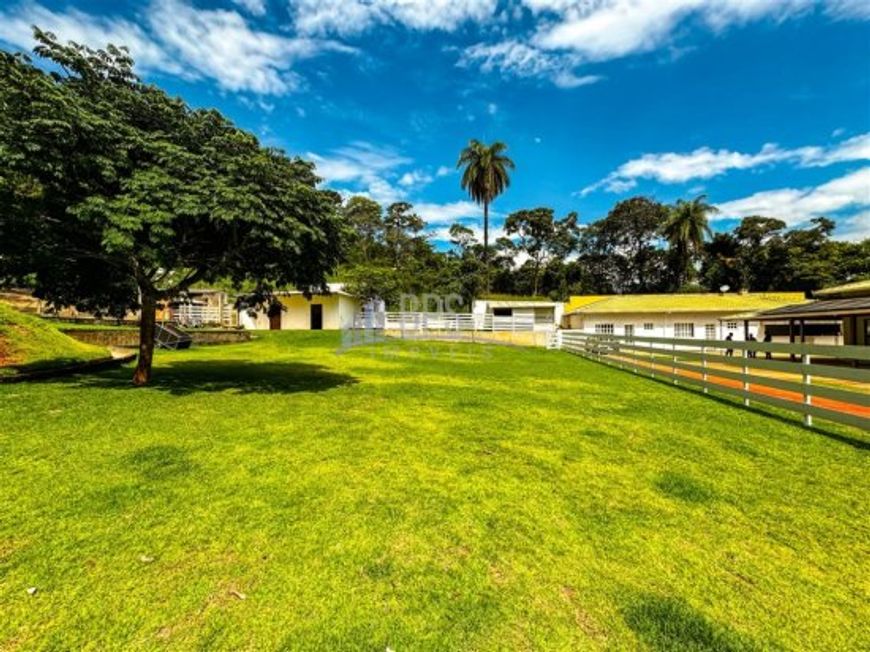 Fazenda/Sítio/Chácara para venda com 20000 metros quadrados com 5 quartos