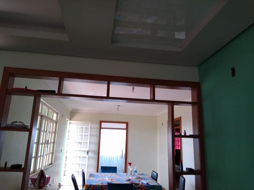 Casa para venda com 420 metros quadrados com 3 quartos em Senhora de Fátima - Betim - MG
