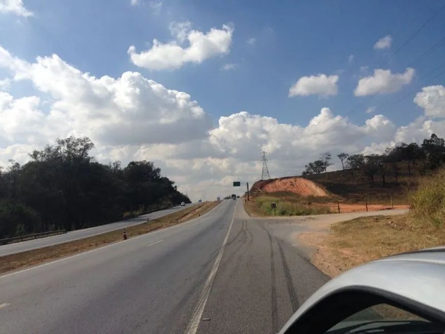 Área à venda, 560000 m² por R$ 33.600.000,00 - Pedreira - Betim/MG