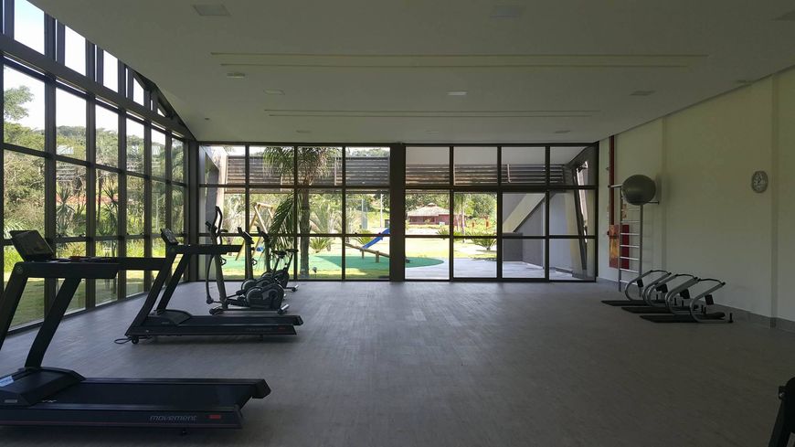 Lote de 3.000m2 com mais de 60 metros de frente e vista espetacular das montanhas