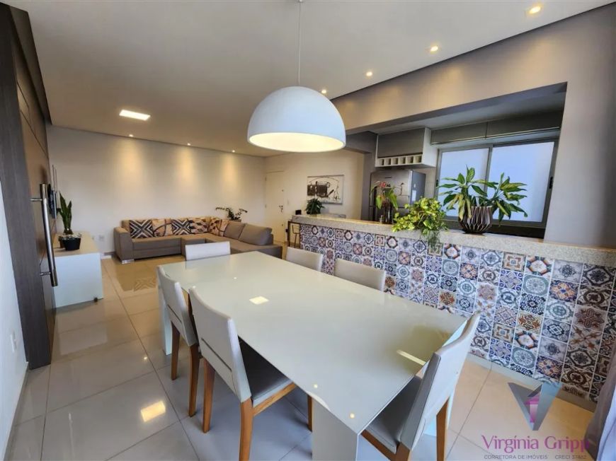 Apartamento amplo, com duas varandas - Filadélfia - Betim