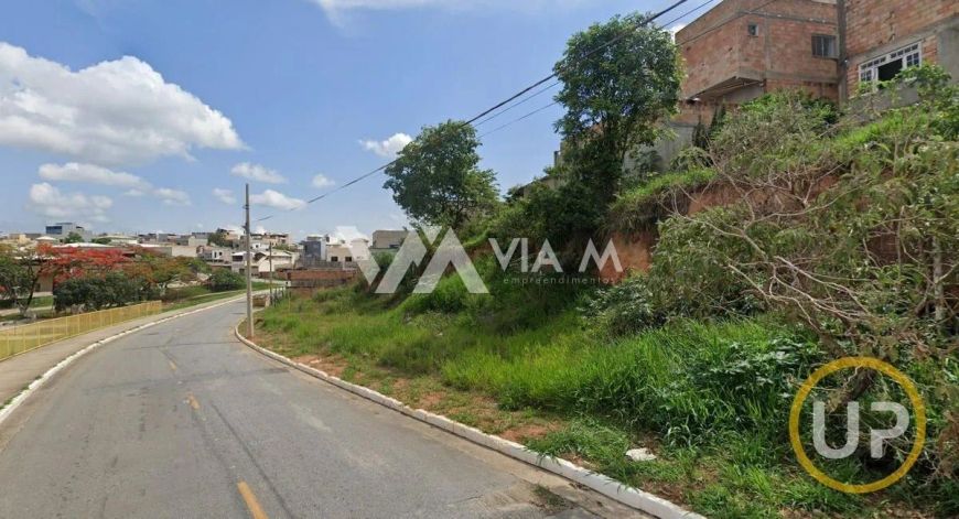 Lote / Terreno à venda no bairro Monte Verde - Betim