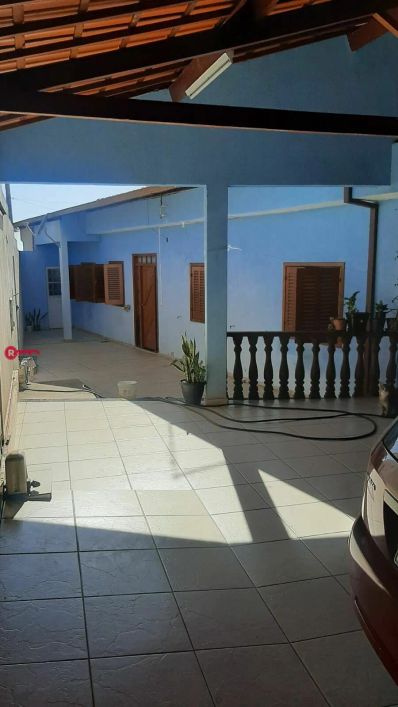 Casa com 04 Quartos com 274m² de Área Total no bairro Filadelfia em Betim