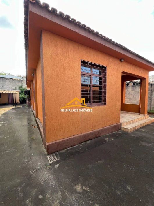 Casa 03 qts à venda em Decamão, Betim - Em lote independente!