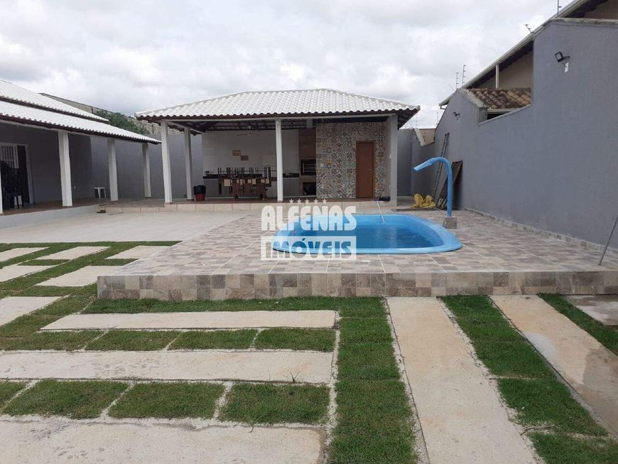 Casa à venda 3 quartos no Bairro SENHORA DE FATIMA
