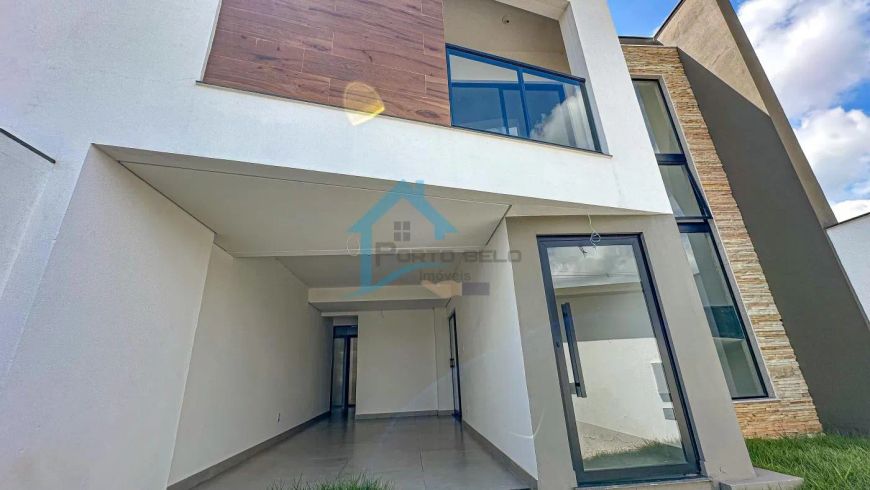 Casa Geminada para Venda em Betim, Guarujá Mansões, 3 dormitórios, 1 suíte, 3 banheiros, 2 vagas