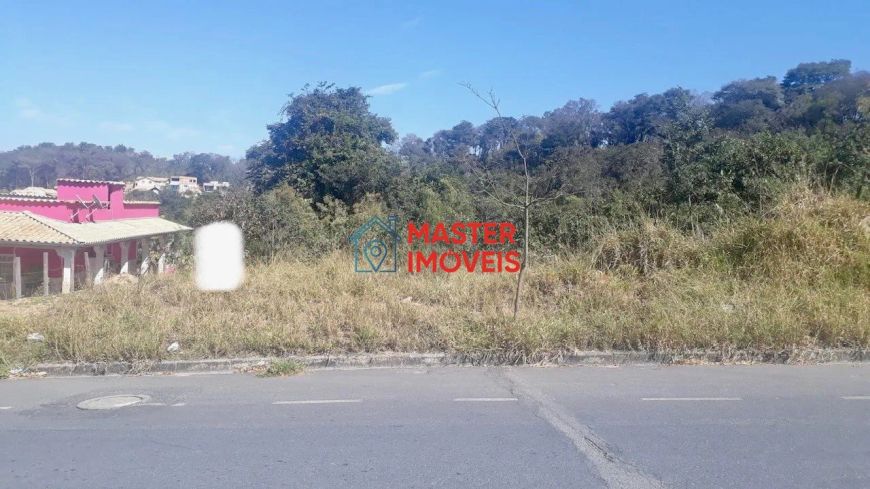 ÓTIMO LOTE DE 360M² NA AV. PRINCIPAL DO BAIRRO