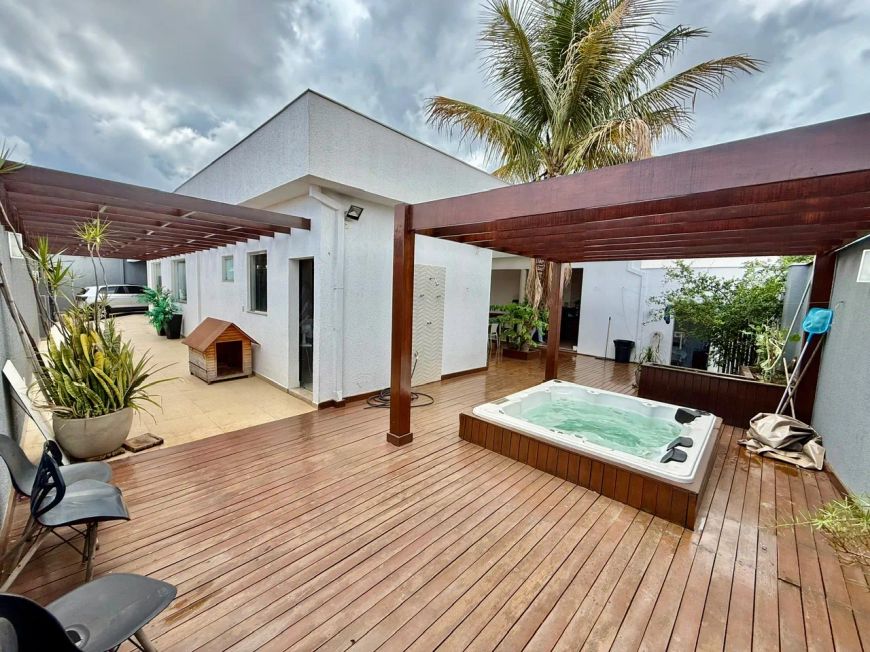 Betim - Casa Padrão - Santa Lúcia