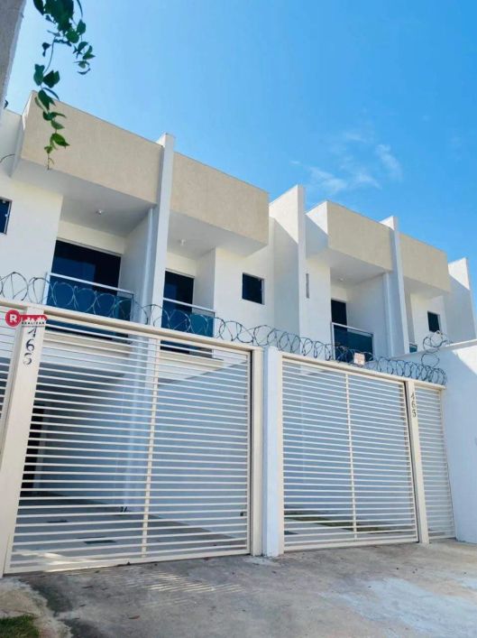 Casa Duplex com 03 Quartos sendo 01 Suíte no bairro Vila Cristina em Betim