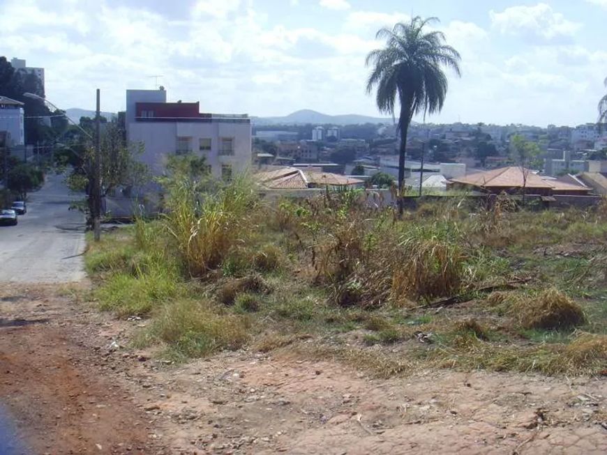 OPORTUNIDADE TERRENO CENTRO DE BETIM