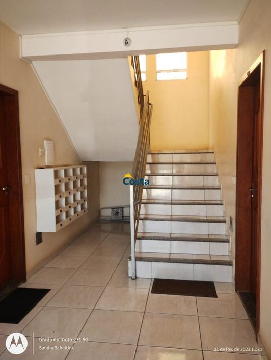 Apartamento de 2 quartos com 1 vaga em prédio individual no Novo Horizonte