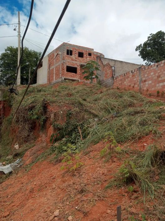 LOTE DE 200 m²