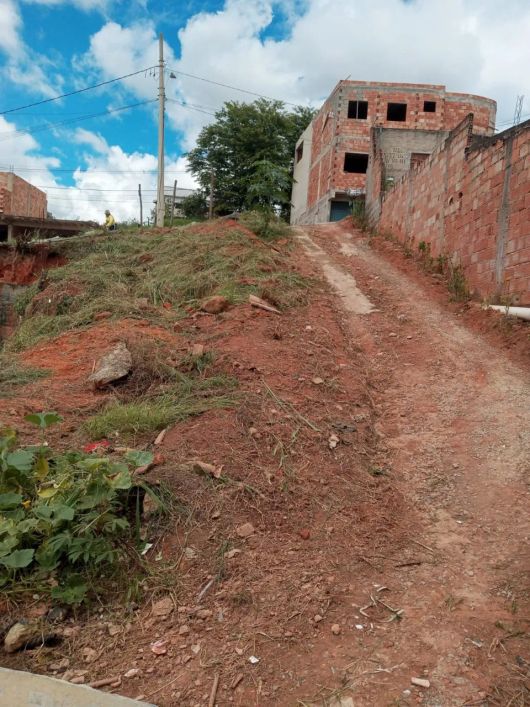 LOTE DE 200 m²