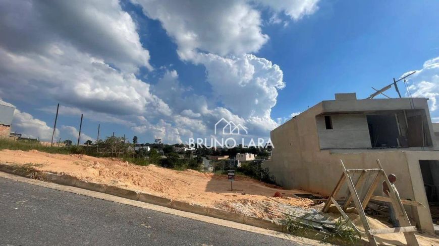 Terreno à venda em Betim/Minas Gerais - Bairro Guarujá Mansões