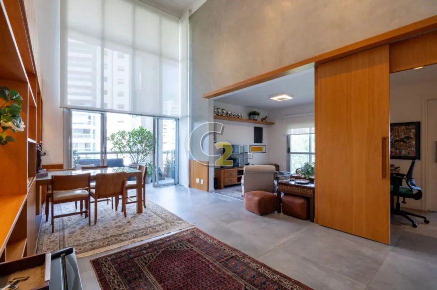 Apartamento à venda no Morumbi com 2 suítes e 3 vagas